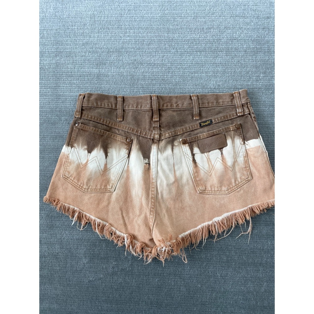 Vintage Upcycled Wrangler Cut Off Shorts Size 34" Tie Dye Ombre Brown 2" Rodeo - Picture 6 of 7